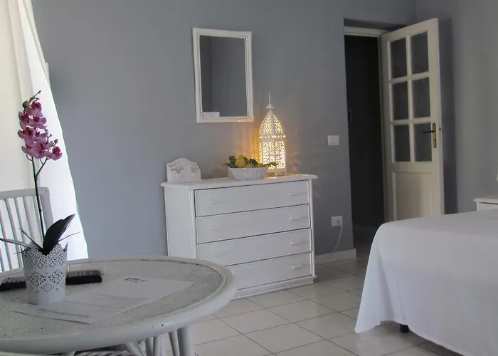 Il Cappero B&B 리파리