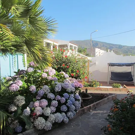 Il Cappero Bed and Breakfast Λίπαρι